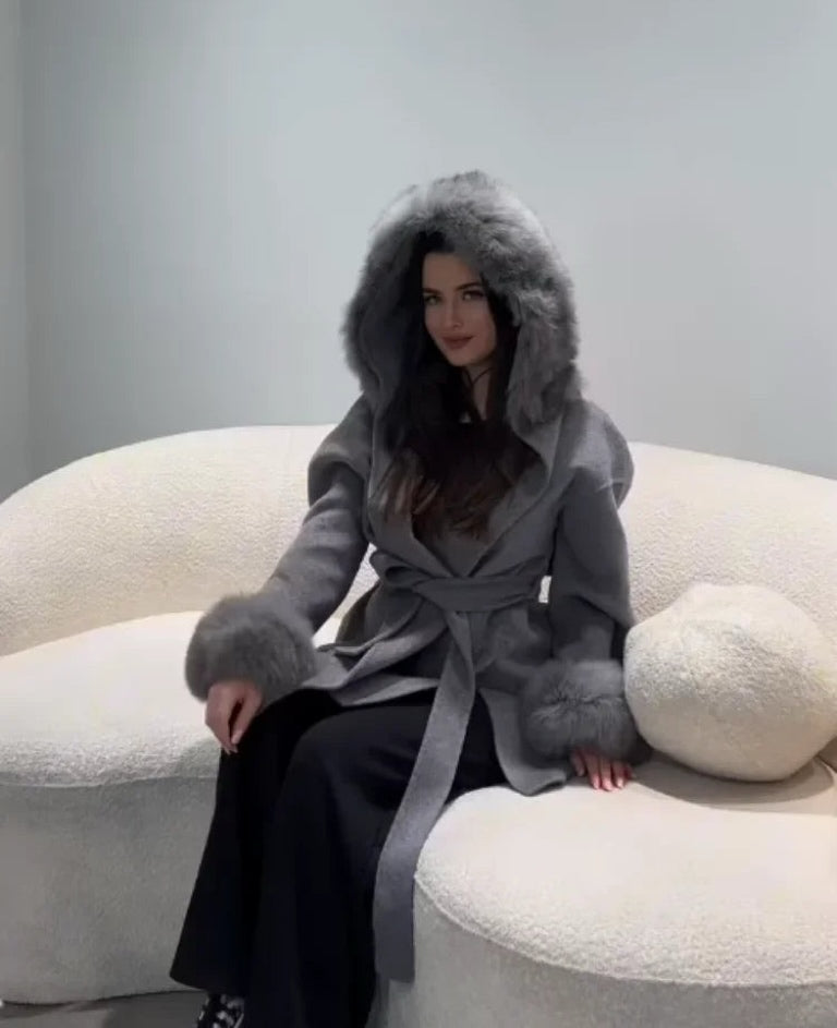 Manteau Femme Patchwork à Capuche avec Lacets – Laine Épaisse, Col Revers, Poches et Manches Longues, Style Street Chic, Automne/Hiver 2025